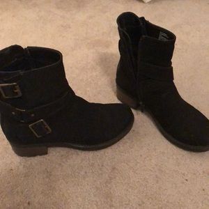 Size 6.5 women’s dark brown boots